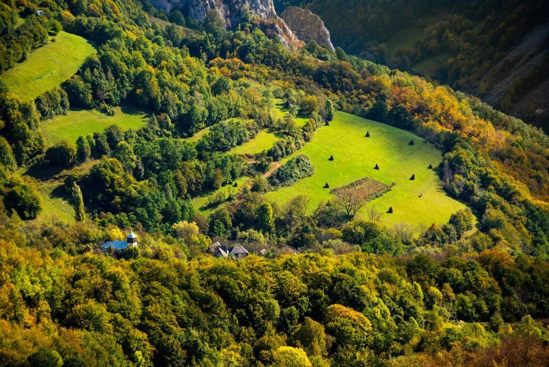 Къде да прекараме великденските празници в България?
